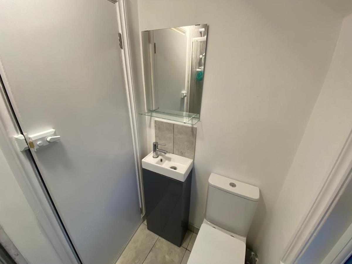 Small Single Room Walking Distance To Hove Station Eksteriør billede